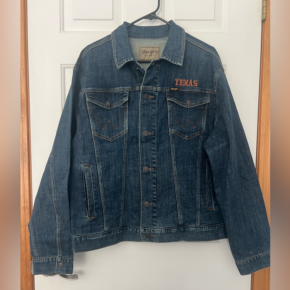 Retro Wrangler, Texas Longhorns, denim jean jacket